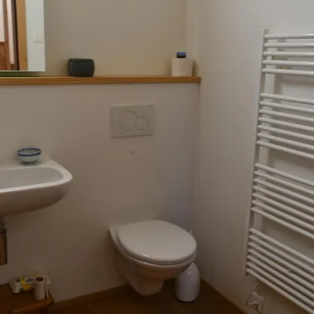 Le D'hermann シャレー Bürchen